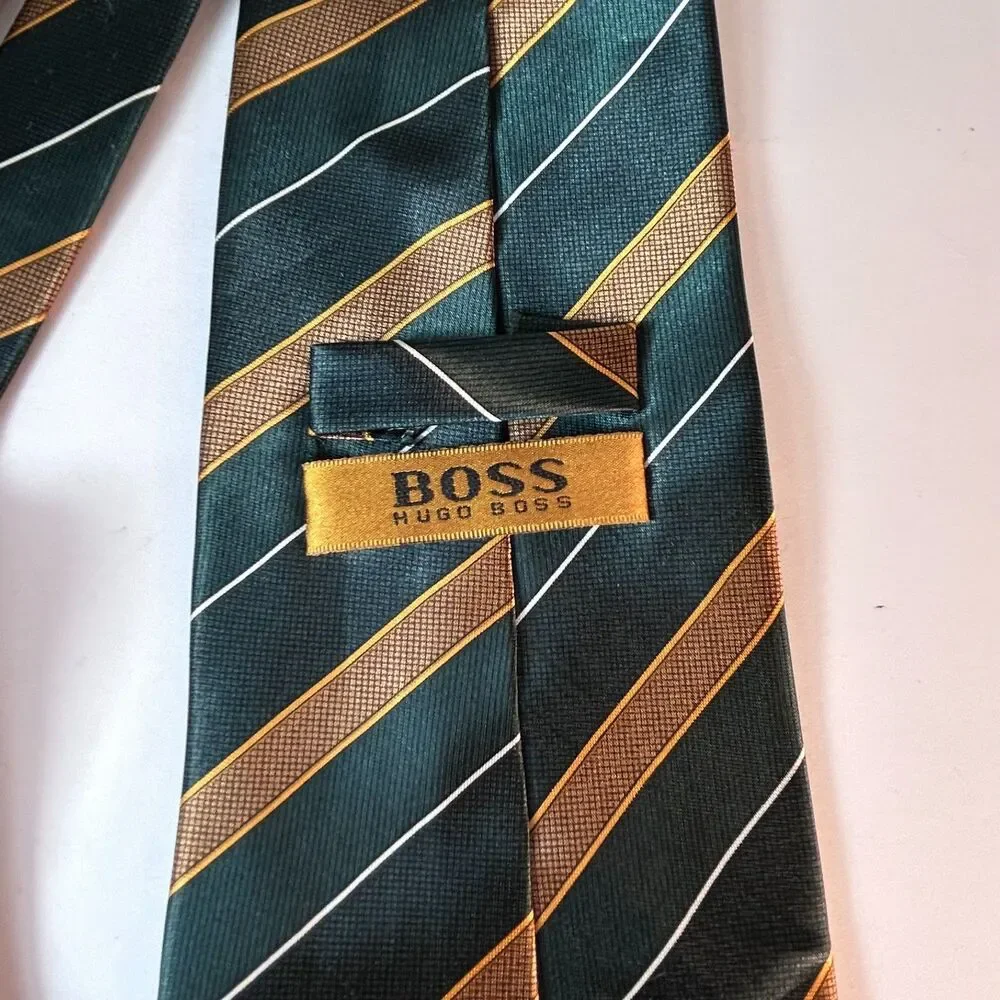 Boss Hugo Boss Men's Green Gold Diagonal Stripe 100% Silk Tie